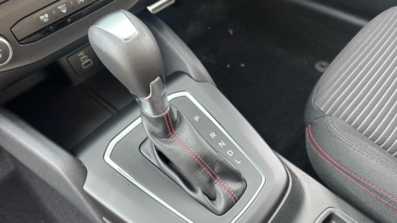 Ford Focus 1.0 EcoBoost Hybrid mHEV 155 ST-Line 5dr Auto Petrol Hatchback